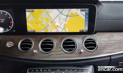 Mercedes-Benz E-Class 2018 2.0 Автомат в Москве № 194087, миниатюра 8