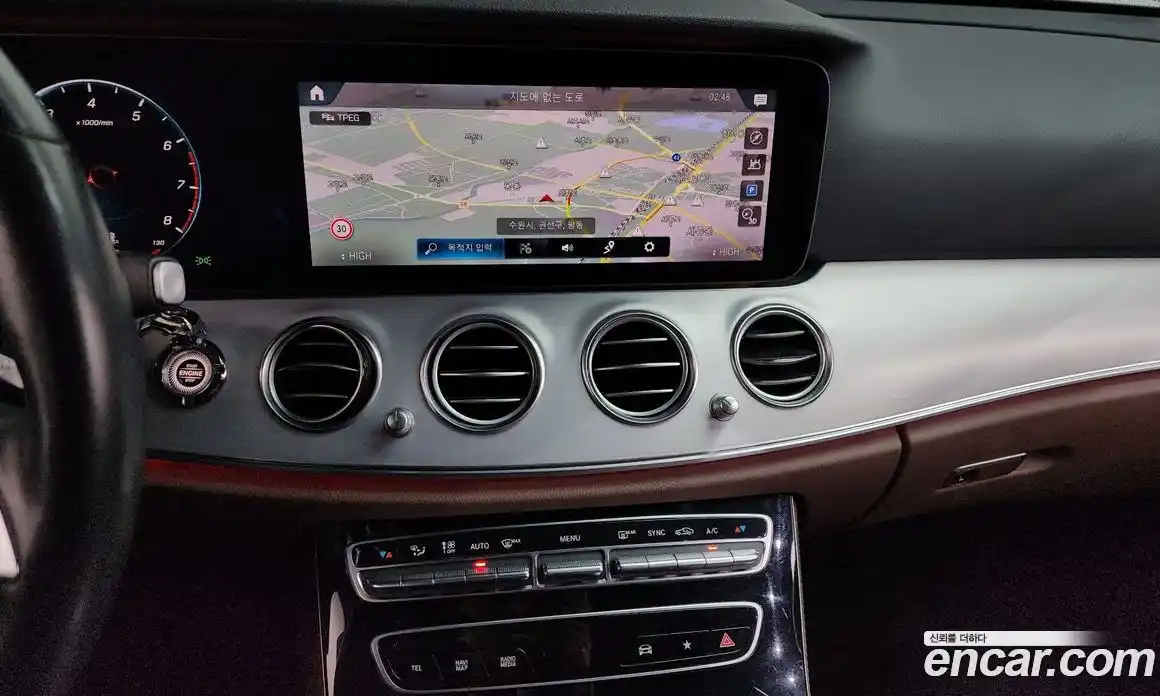 Mercedes-Benz E-Class 2021 2.0 Автомат в Москве № 194538, фото 14