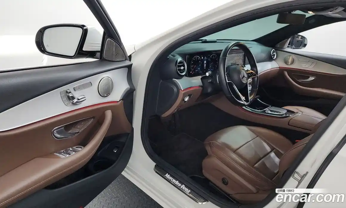 Mercedes-Benz E-Class 2021 2.0 Автомат в Москве № 194538, фото 10