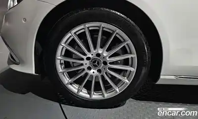 Mercedes-Benz E-Class 2021 2.0 Автомат в Москве № 194691, миниатюра 5