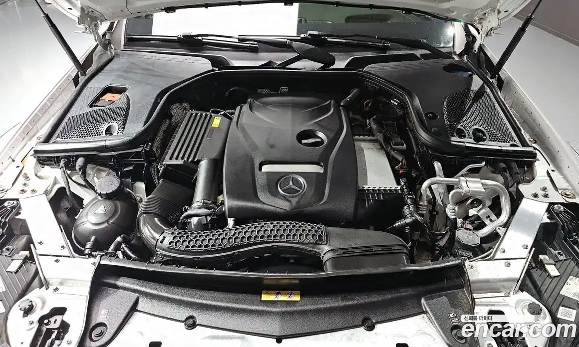 Mercedes-Benz E-Class 2021 2.0 Автомат в Москве № 194691, фото 6