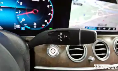 Mercedes-Benz E-Class 2021 2.0 Автомат в Москве № 194691, миниатюра 9