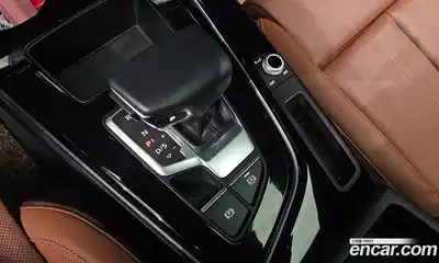 Audi A4 2022 2.0 Автомат в Москве № 195919, миниатюра 9