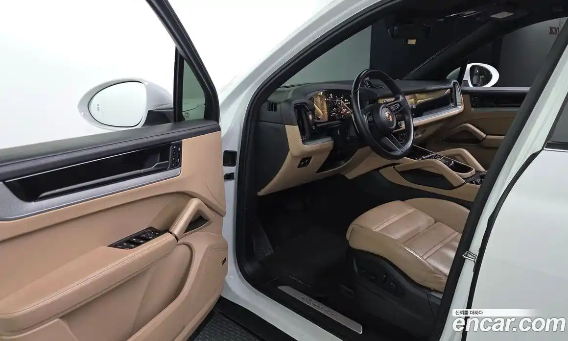 Porsche Cayenne 2024 3.0 Автомат в Москве № 197439, фото 5