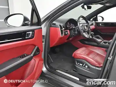 Porsche Cayenne 2020 3.0 Автомат в Москве № 197551, миниатюра 11