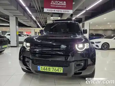 Land Rover Defender, 2025