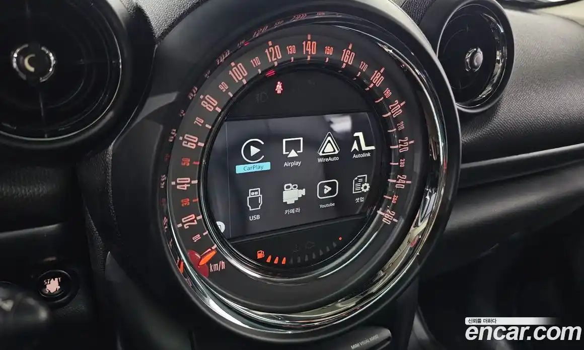 Mini Countryman 2015 2.0 Автомат в Москве № 198489, фото 17