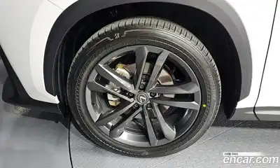 Lexus NX 2024 2.5 Автомат в Москве № 198794, миниатюра 5