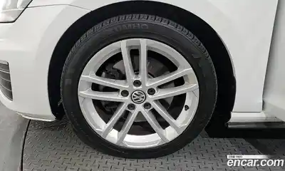 Volkswagen Golf, 2015