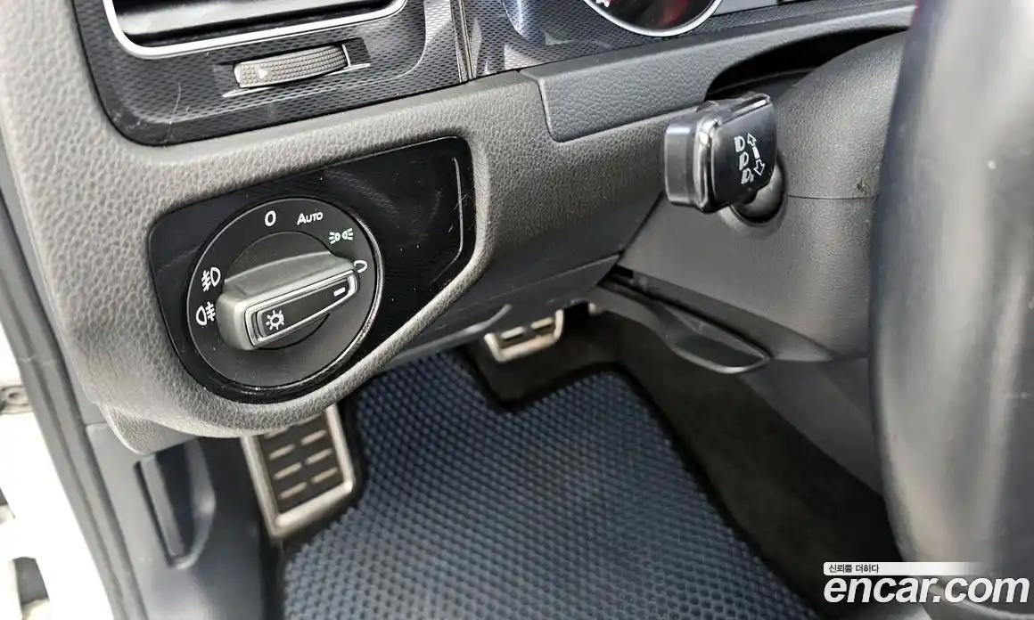 Volkswagen Golf 2015 2.0 Автомат в Москве № 199181, фото 14