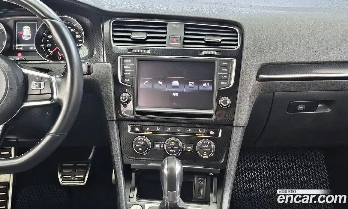 Volkswagen Golf 2015 2.0 Автомат в Москве № 199181, фото 19