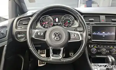 Volkswagen Golf 2015 2.0 Автомат в Москве № 199181, миниатюра 3
