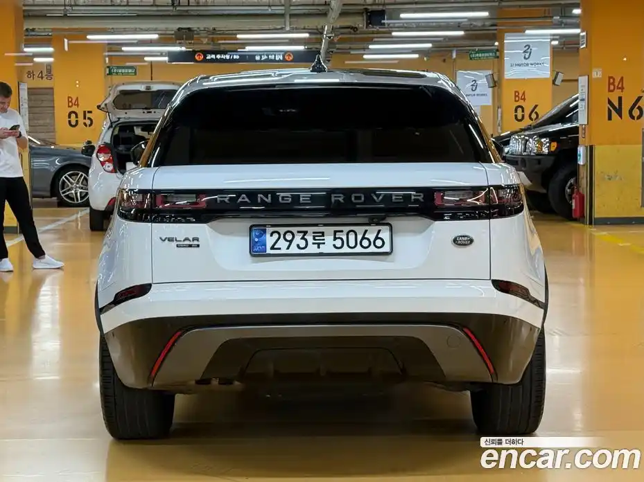 Land Rover Range-Rover Velar 2018 2.0 Автомат в Москве № 200728, фото 4