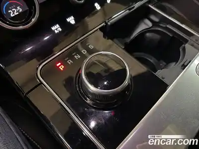 Land Rover Range-Rover Velar 2018 2.0 Автомат в Москве № 200728, миниатюра 9