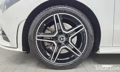 Mercedes-Benz CLA-Class 2023 2.0 Автомат в Москве № 202231, миниатюра 9