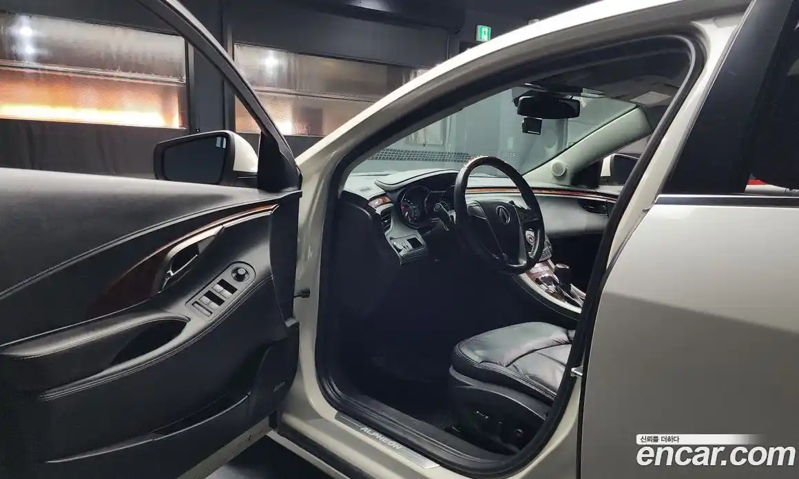 Chevrolet Alpheon 2011 2.4 Автомат в Москве № 202418, фото 19