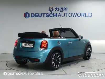 Mini Cooper Convertible 2019 2.0 Автомат в Москве № 208545, миниатюра 2