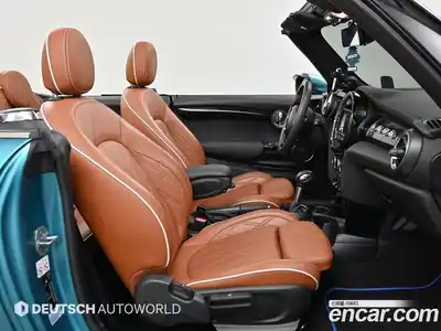Mini Cooper Convertible 2019 2.0 Автомат в Москве № 208545, миниатюра 10