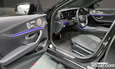 Mercedes-Benz E-Class 2022 2.0 Автомат в Москве № 212003, миниатюра 4
