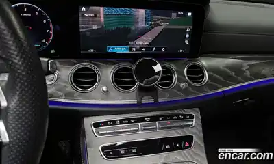 Mercedes-Benz E-Class 2022 2.0 Автомат в Москве № 212003, миниатюра 6