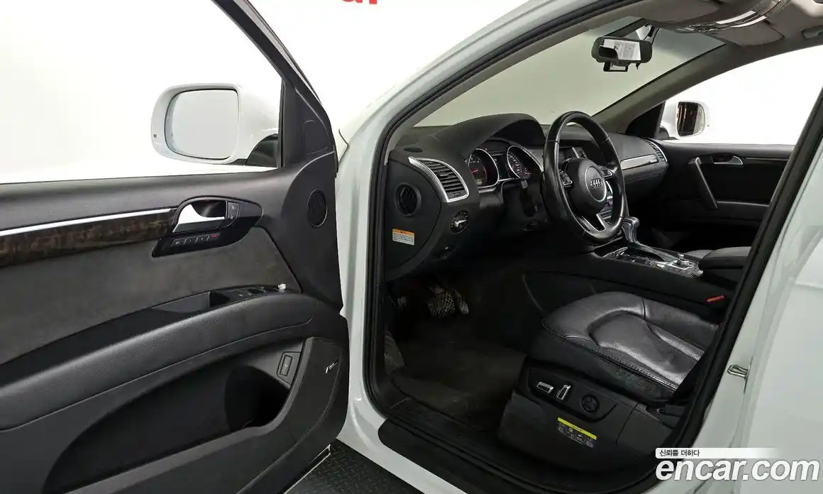 Audi Q7 2015 3.0 Автомат в Москве № 212688, фото 11