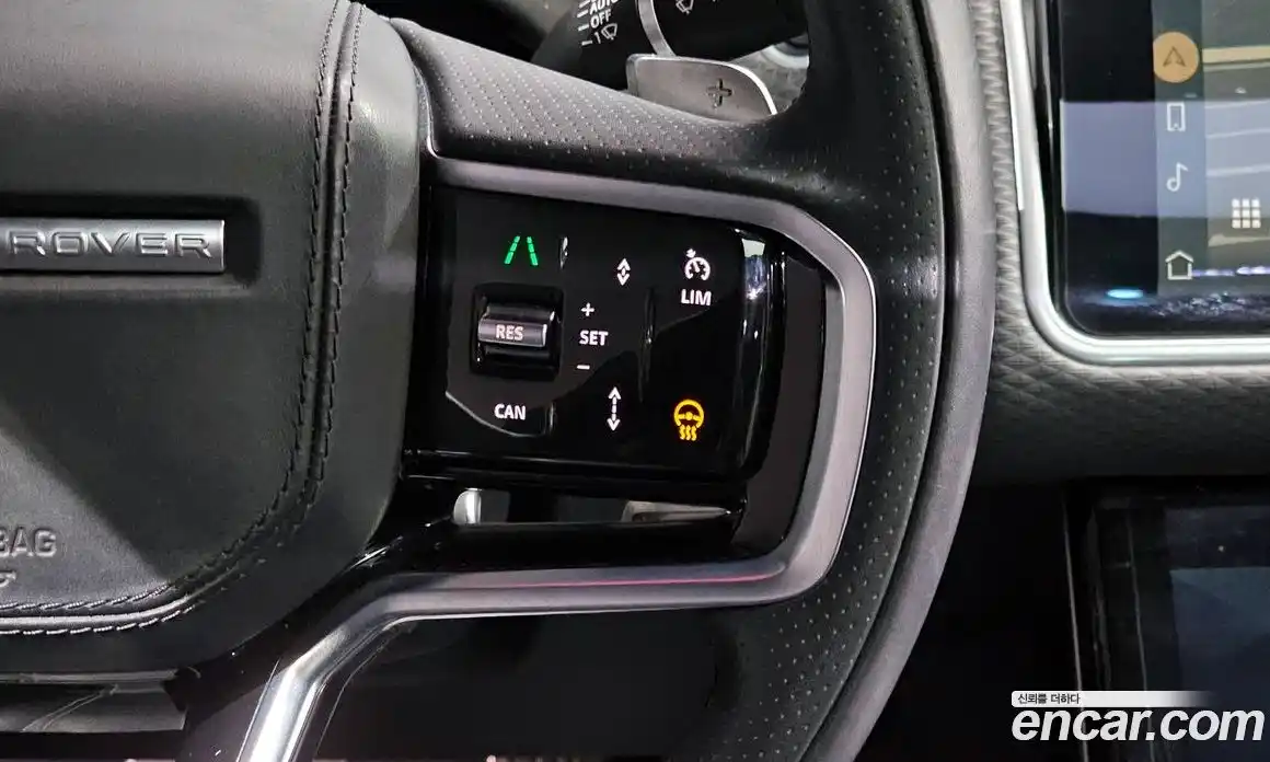 Land Rover Range-Rover Velar 2023 2.0 Автомат в Москве № 213353, фото 17