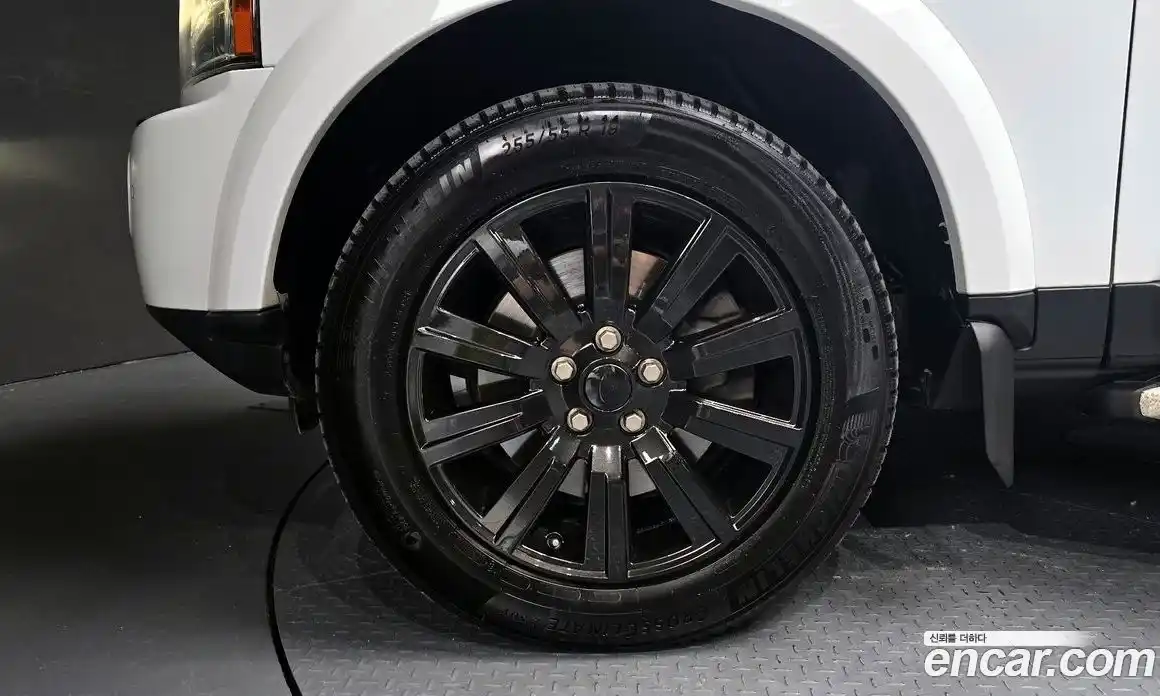 Land Rover Discovery 2013 3.0 Автомат в Москве № 213826, фото 5