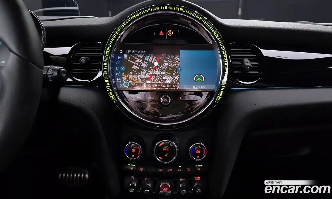 Mini Cooper 2024 2.0 Автомат в Москве № 214237, фото 14