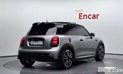 Mini Cooper 2024 2.0 Автомат в Москве № 214237, миниатюра 2