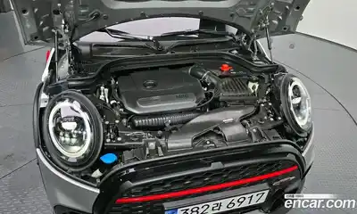 Mini Cooper 2024 2.0 Автомат в Москве № 214237, миниатюра 6