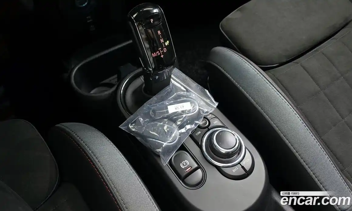 Mini Cooper 2024 2.0 Автомат в Москве № 214237, фото 9