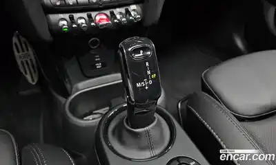 Mini Cooper 2022 2.0 Автомат в Москве № 214279, миниатюра 9