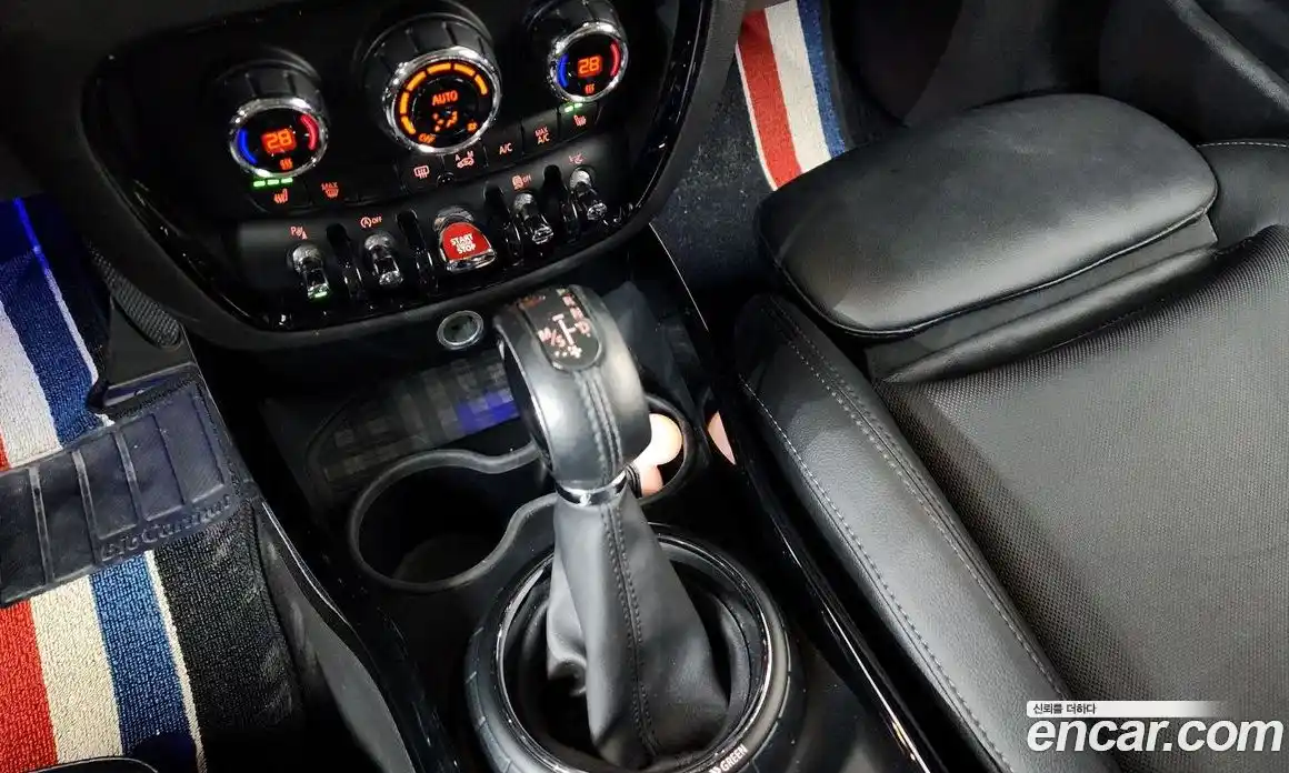 Mini Clubman 2018 2.0 Автомат в Москве № 214378, фото 13