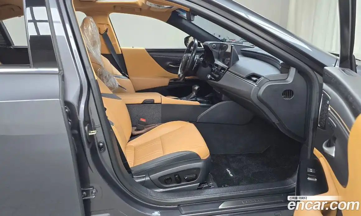 Lexus ES 2024 2.5 Автомат в Москве № 214597, фото 11