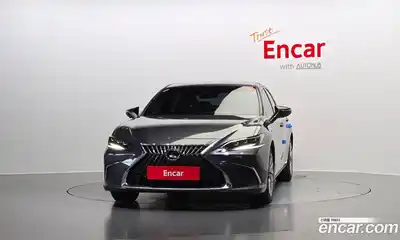 Lexus ES 2024 2.5 Автомат в Москве № 214597, миниатюра 3