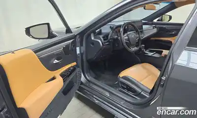 Lexus ES 2024 2.5 Автомат в Москве № 214597, миниатюра 10