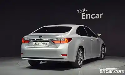 Lexus ES 2016 2.5 Автомат в Москве № 214689, миниатюра 9