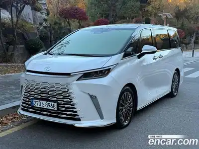 Lexus LM 2025 2.4 Автомат в Москве № 214770, миниатюра 2