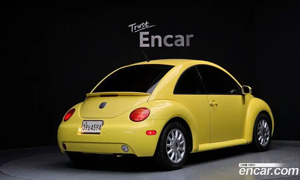 Volkswagen Beatle 2005 2.0 Автомат в Москве № 215159, фото 11