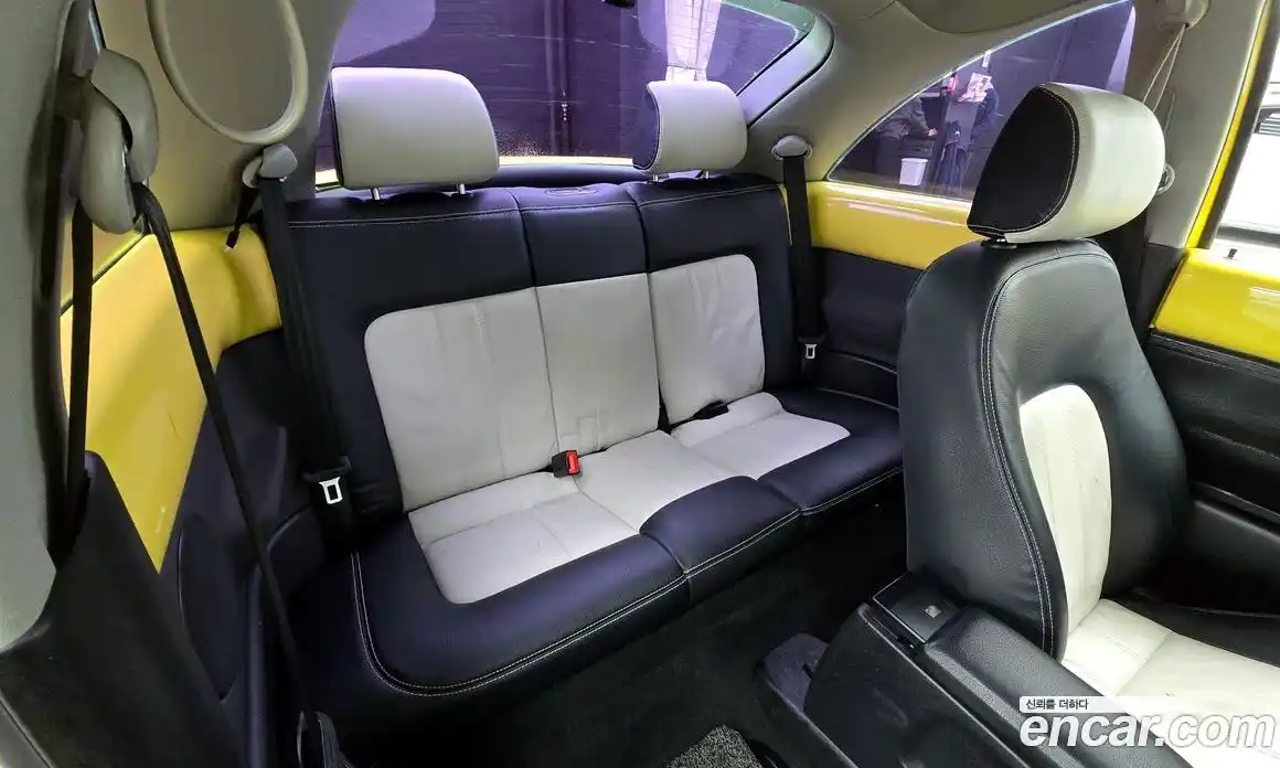 Volkswagen Beatle 2005 2.0 Автомат в Москве № 215159, фото 13