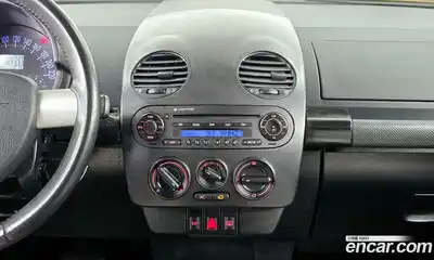 Volkswagen Beatle 2005 2.0 Автомат в Москве № 215159, миниатюра 2