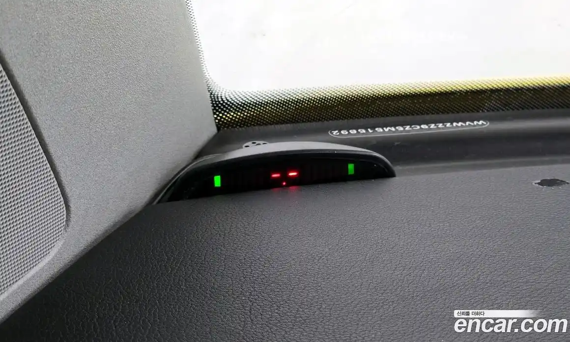 Volkswagen Beatle 2005 2.0 Автомат в Москве № 215159, фото 4