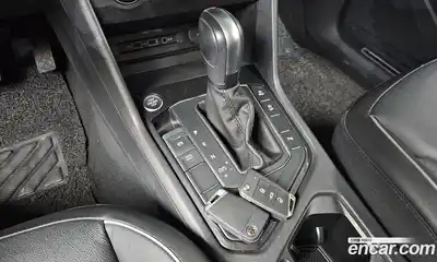 Volkswagen Tiguan 2020 2.0 Автомат в Москве № 215177, миниатюра 9