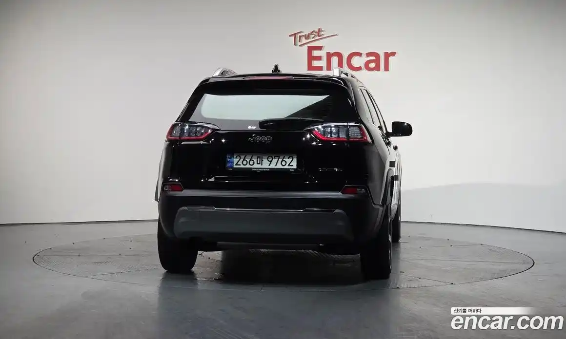 Jeep Cherokee 2021 2.4 Автомат в Москве № 215485, фото 20