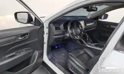 Renault QM6 2020 2.0 Автомат в Москве № 226112, миниатюра 8