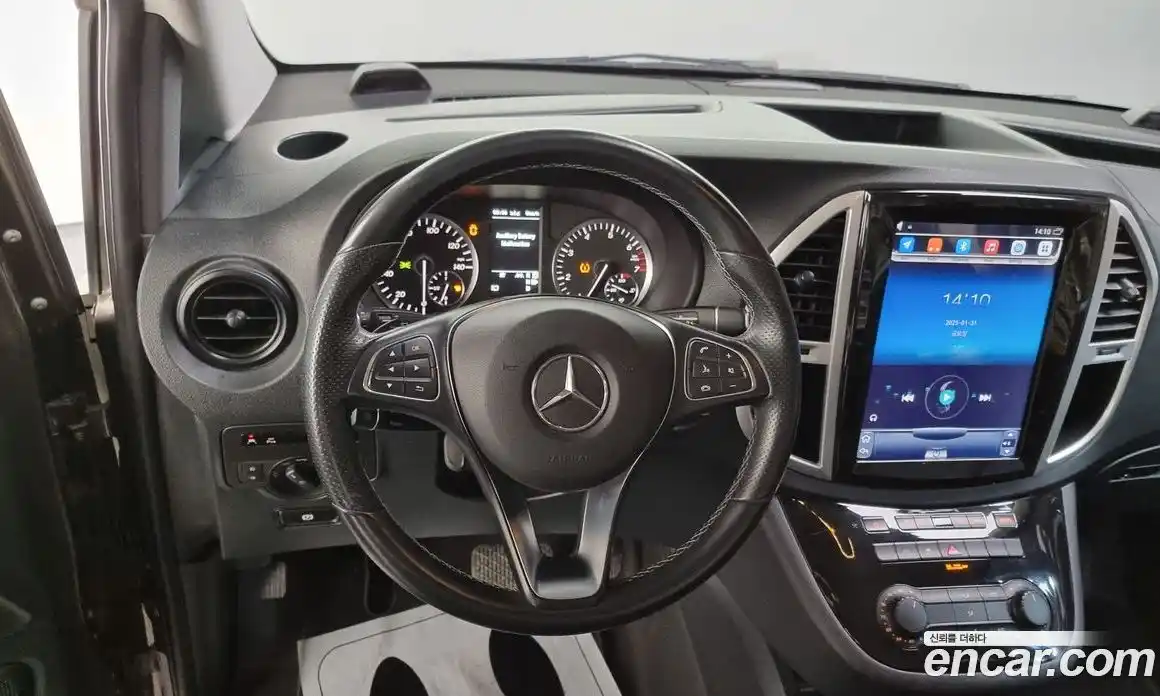 Mercedes-Benz V-Class 2016 2.0 Автомат в Москве № 229418, фото 13