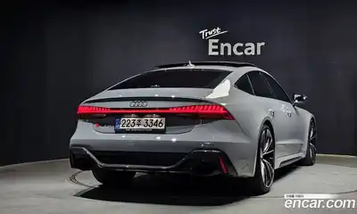 Audi RS7, 2021