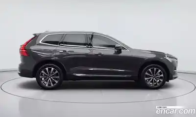 Volvo XC60 2024 2.0 Автомат в Москве № 230869, миниатюра 3