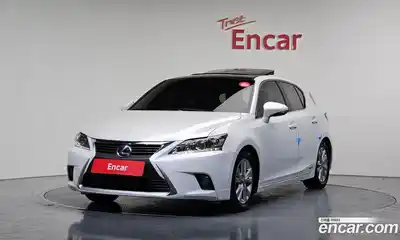 Lexus CT200h, 2015