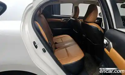 Lexus CT200h 2015 1.8 Автомат в Москве № 232035, миниатюра 12